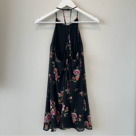 Love Tree Black Floral Halter Mini Dress Sundress Summer Cocktail Resortwear - Picture 11 of 12